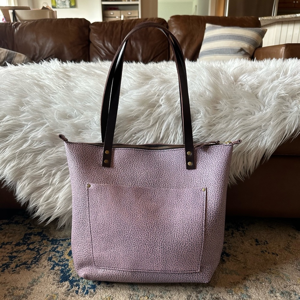 NEW 🦄 PLG Medium Lilac Zip Tote 🦄